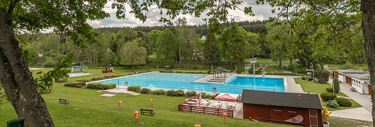 Titelbild Freibad Bad Berka
